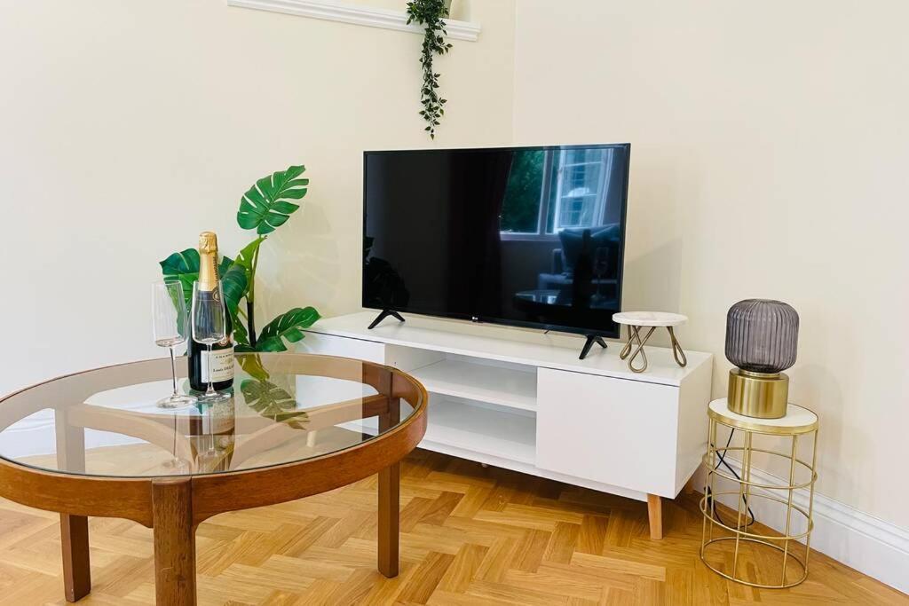 Nomihomes-Otis House-Free Parking X 2-Central -10Ppl Exeter Bagian luar foto
