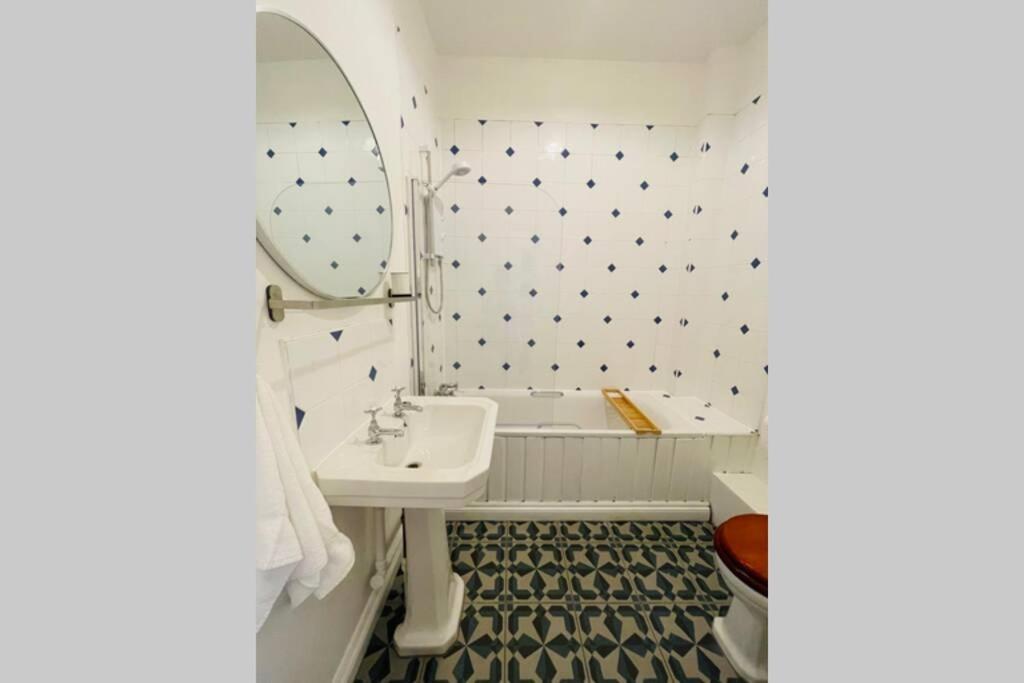 Nomihomes-Otis House-Free Parking X 2-Central -10Ppl Exeter Bagian luar foto